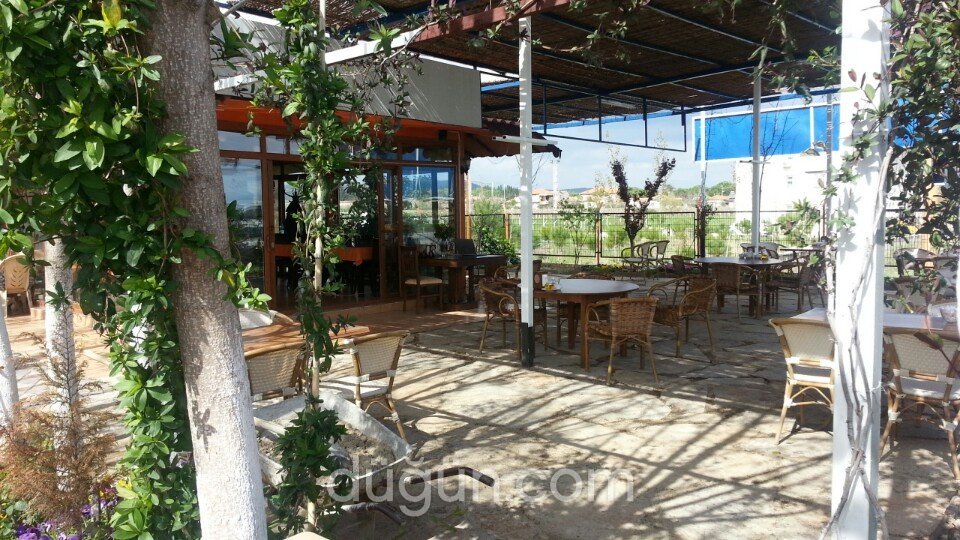 Meydanoğlu Kahvaltı Ve Köfte