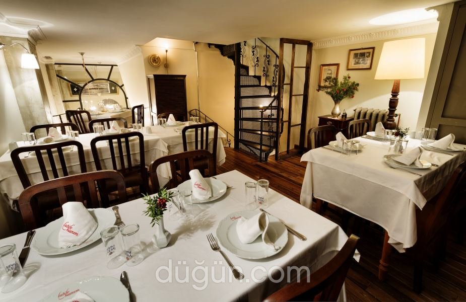 Latife Hanım Meyhanesi