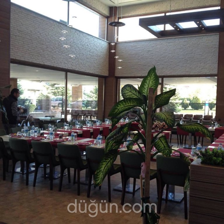 Otacı Cafe & Bistro