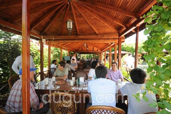 Cemo Restaurant Meram