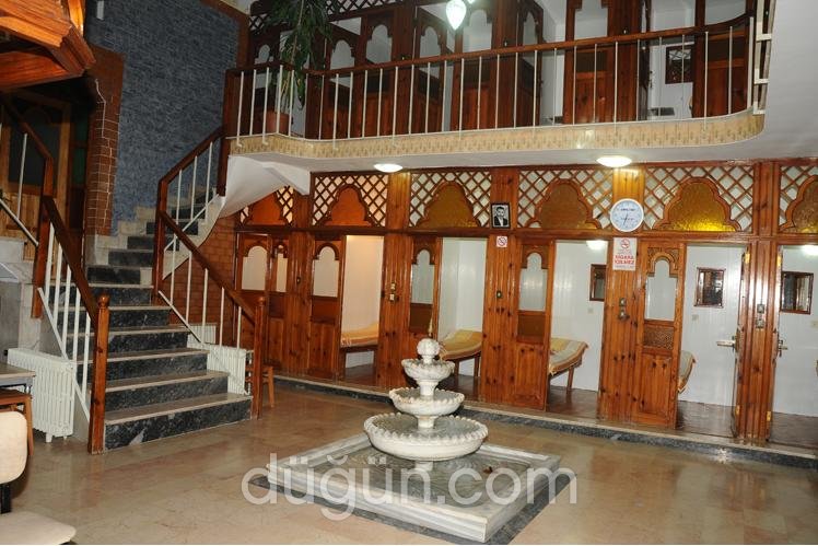 Tarihi Üsküdar Çinili Hamamı