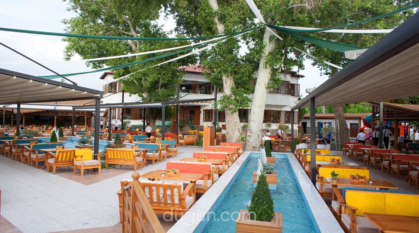 Nevizade Cafe & Restaurant