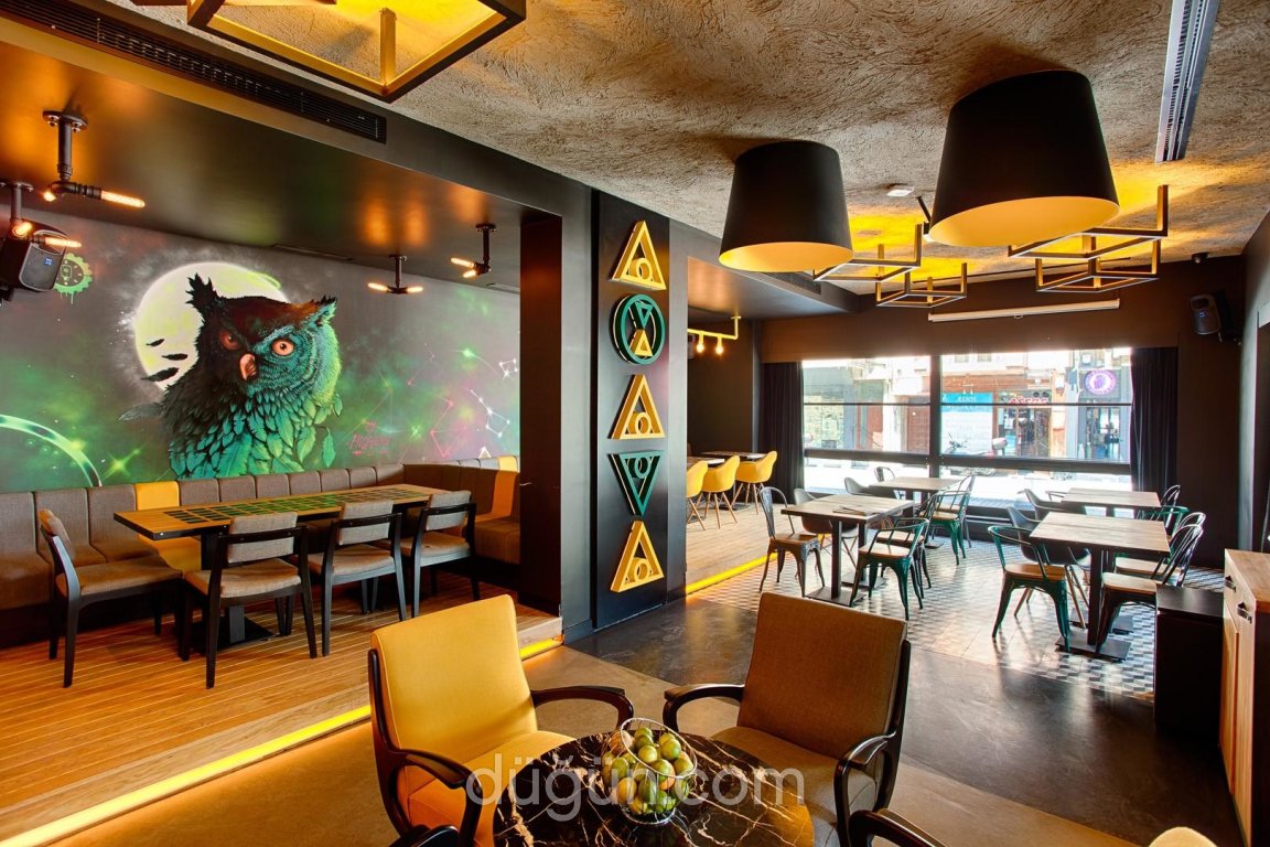 Akava Lounge Bar