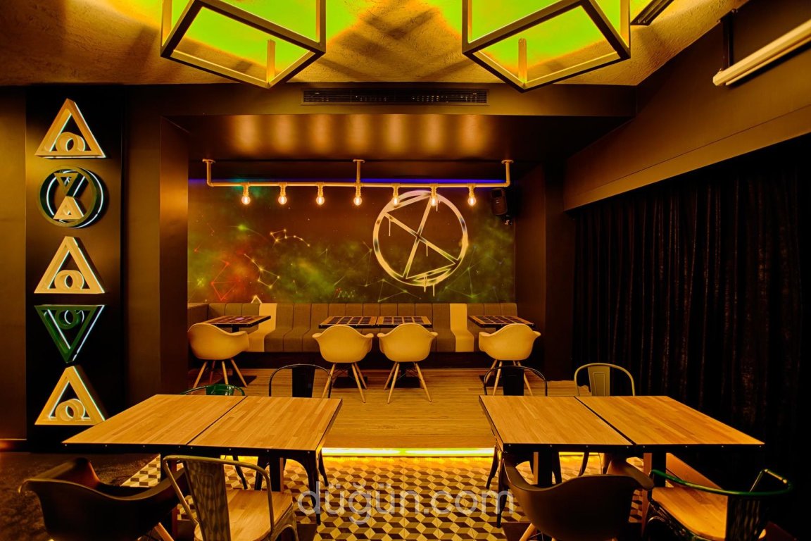 Akava Lounge Bar