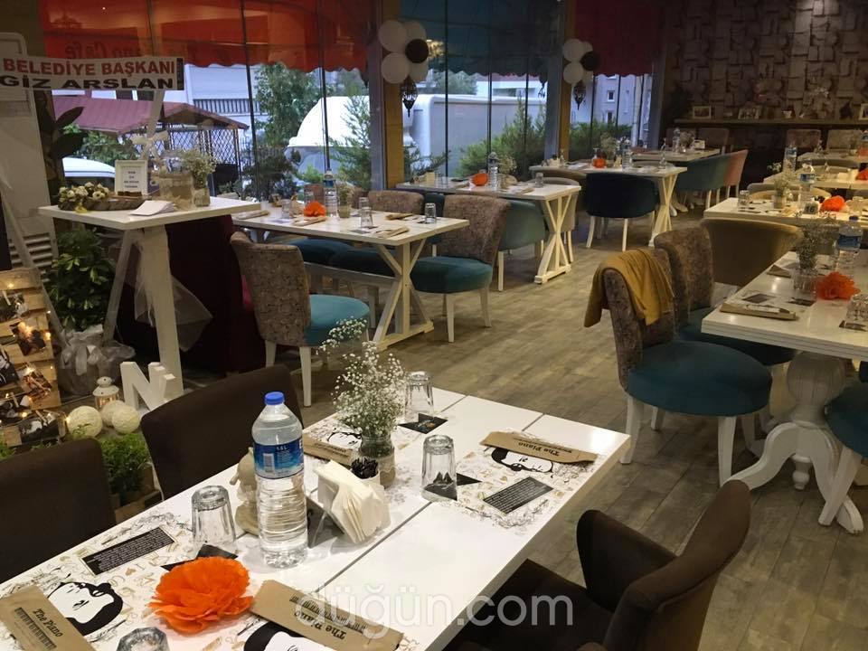 The Piano Cafe