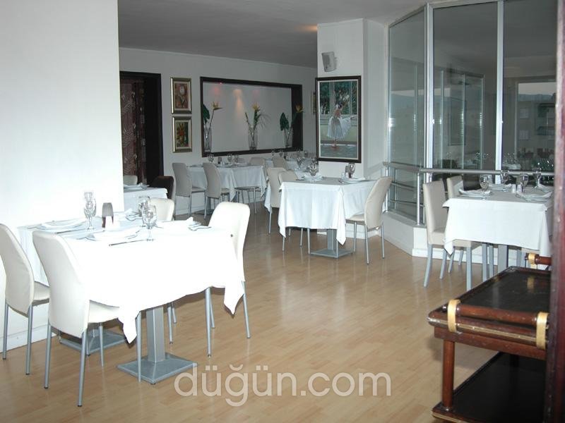 Mirage Restaurant