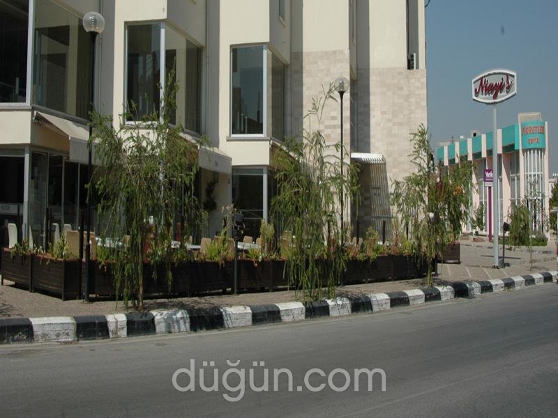Mirage Restaurant