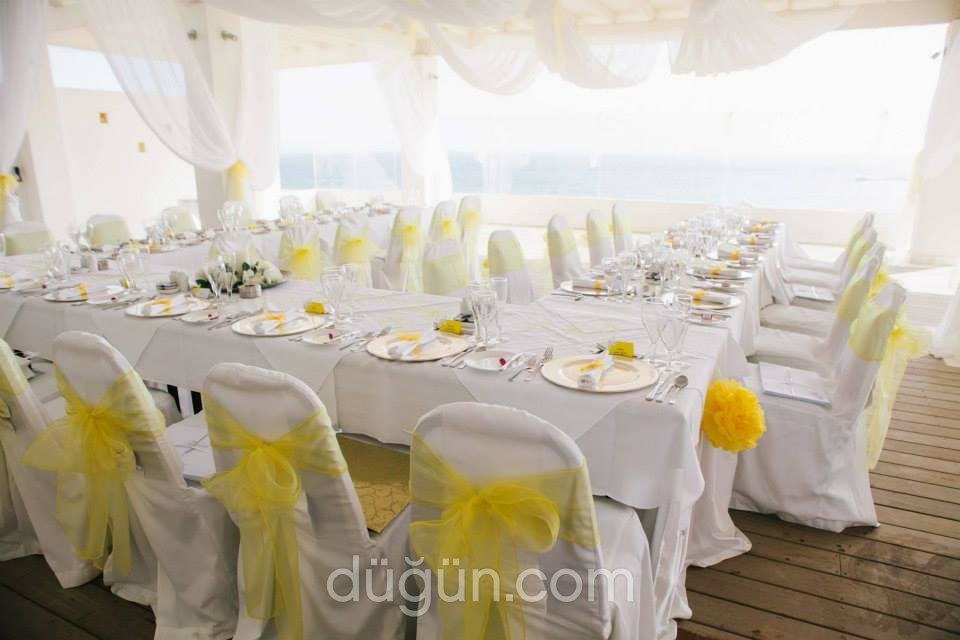 Grecian Sands Hotel