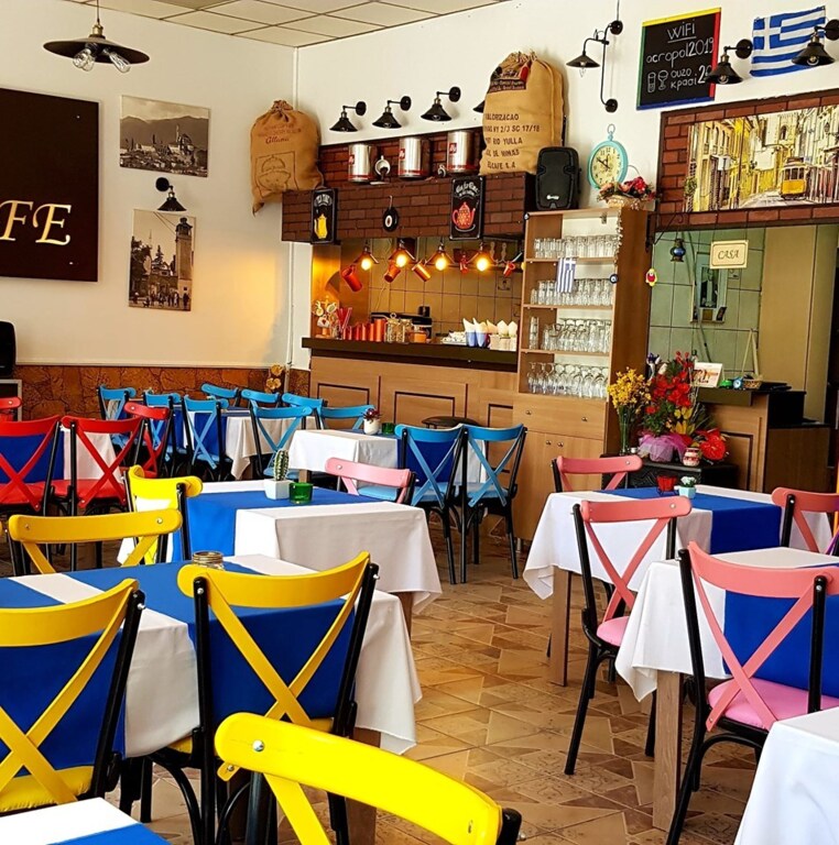 Acropol Caffe & Bistro
