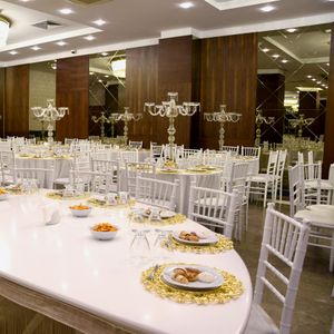 Salon S - Tuana