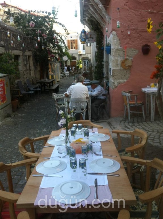 Dem Meyhane Alaçatı