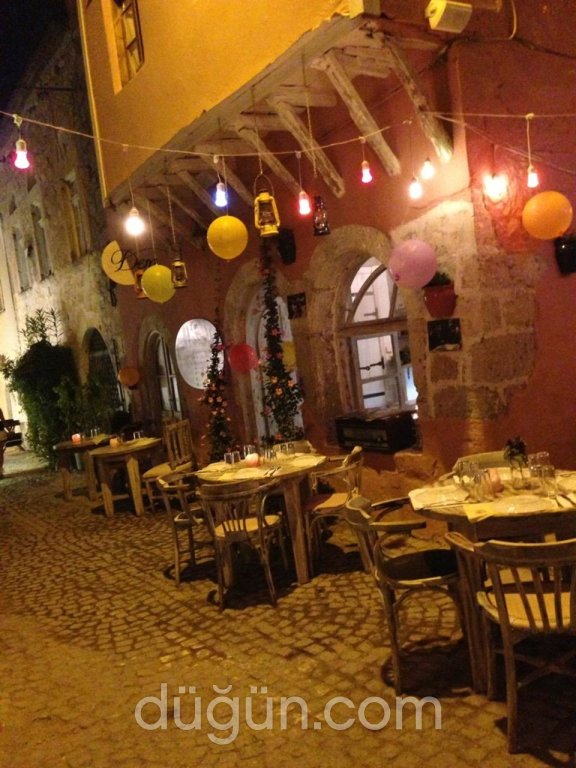 Dem Meyhane Alaçatı