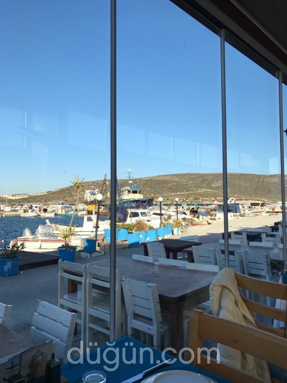 Fahri'nin Yeri Balık Restaurant Alaçatı