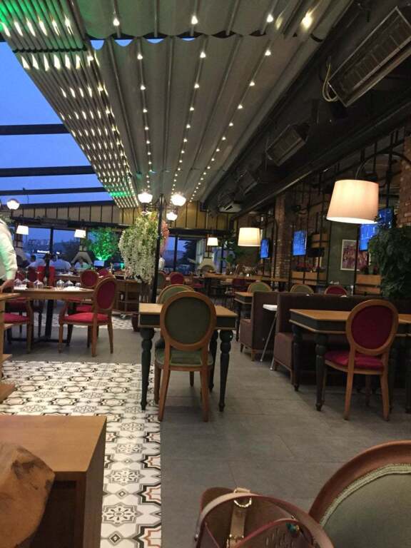 Emr-et Restaurant