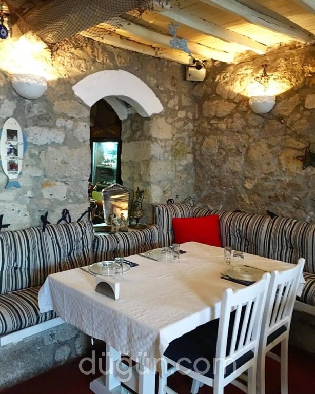 Karina Restaurant Alaçatı
