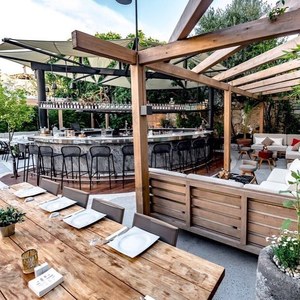 Momo Italian Restaurant & Lounge