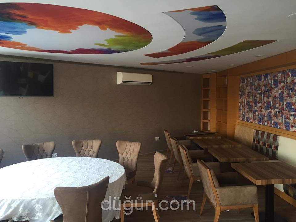 Paris Pause Bistro Restaurant Cafe Bar