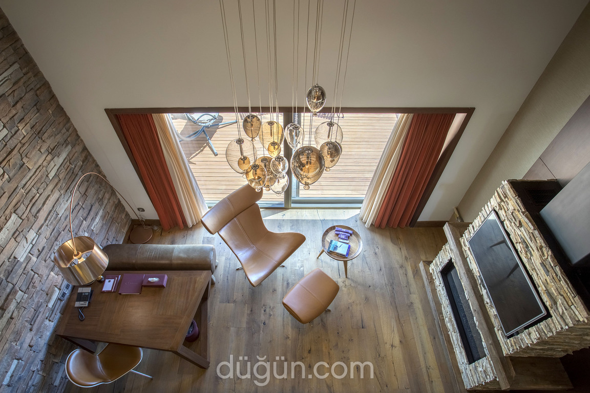 Ariana Sustainable Luxury Lodge