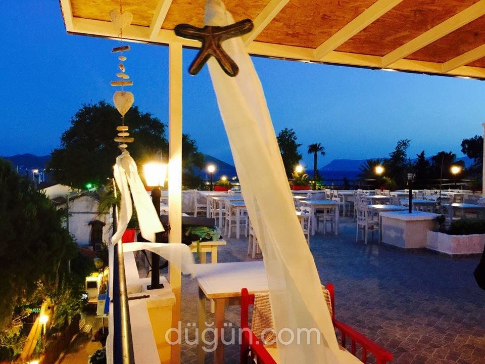 Gelos Dinner & Drink