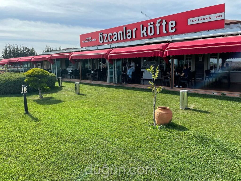 Özcanlar Köfte Sahil