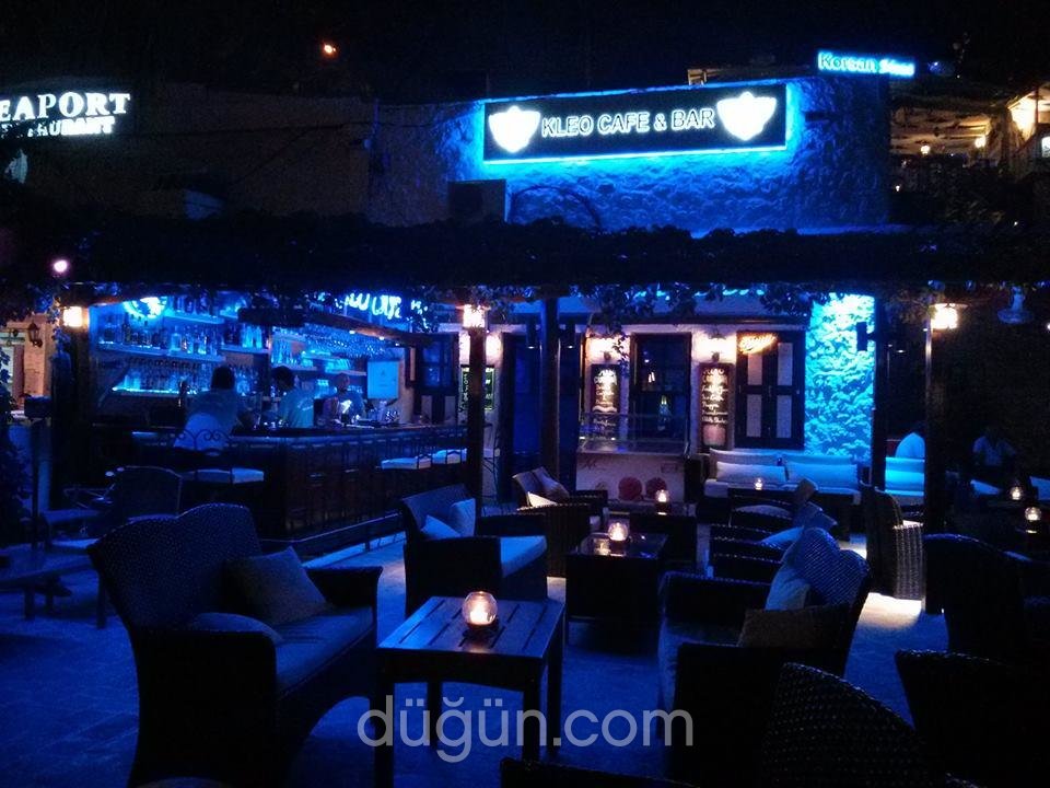 Kleo Cafe & Bar
