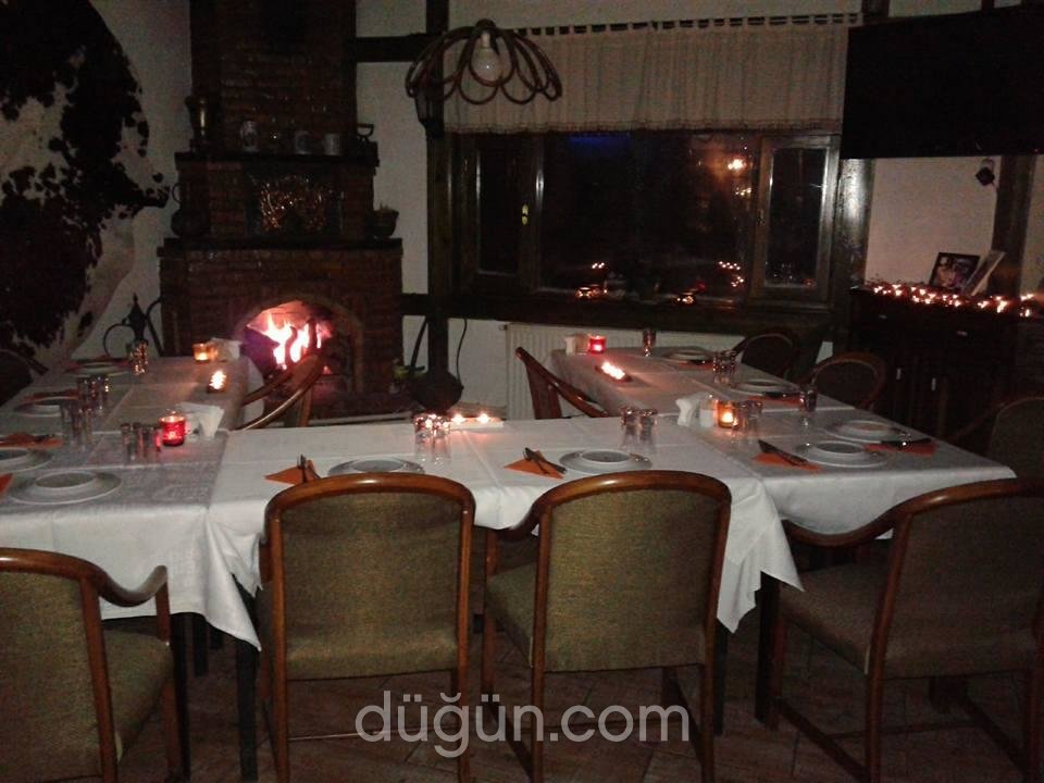 Küçük Ev Balık Restaurant