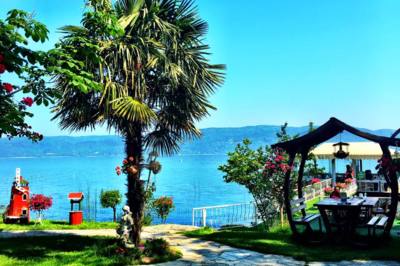 Kıyı Cafe & Restaurant