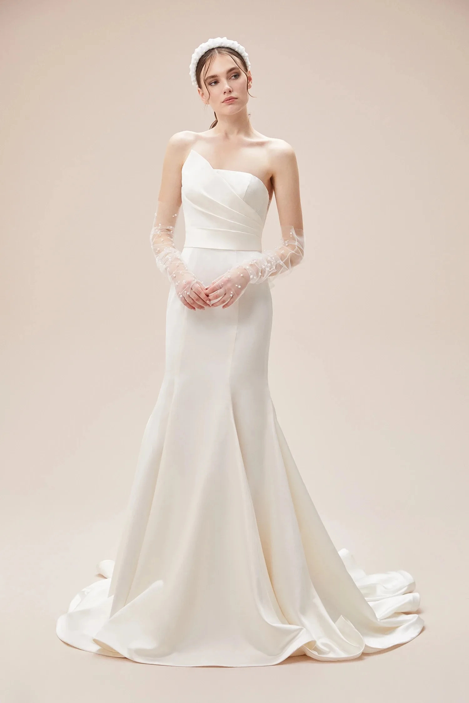 Oleg Cassini – Straplez Balık Kesim Gelinlik