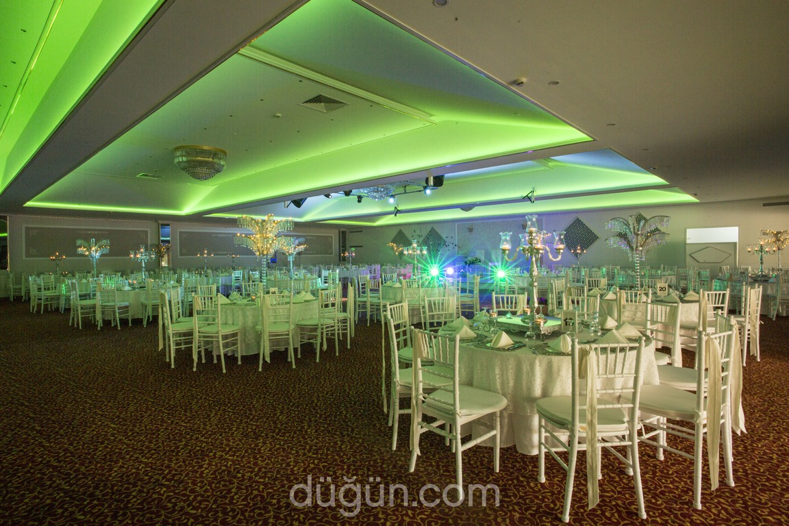Le Parc De Mariage Salon Sedef