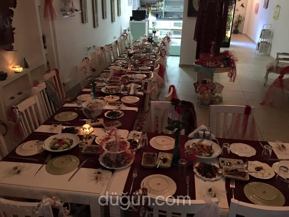 Liya Yetmişlik Restaurant