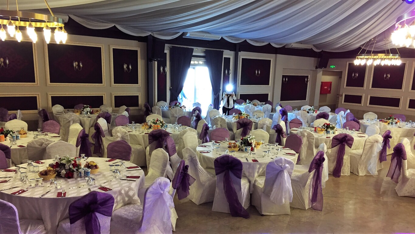 Piyalepark Davet ve Toplantı Salonu