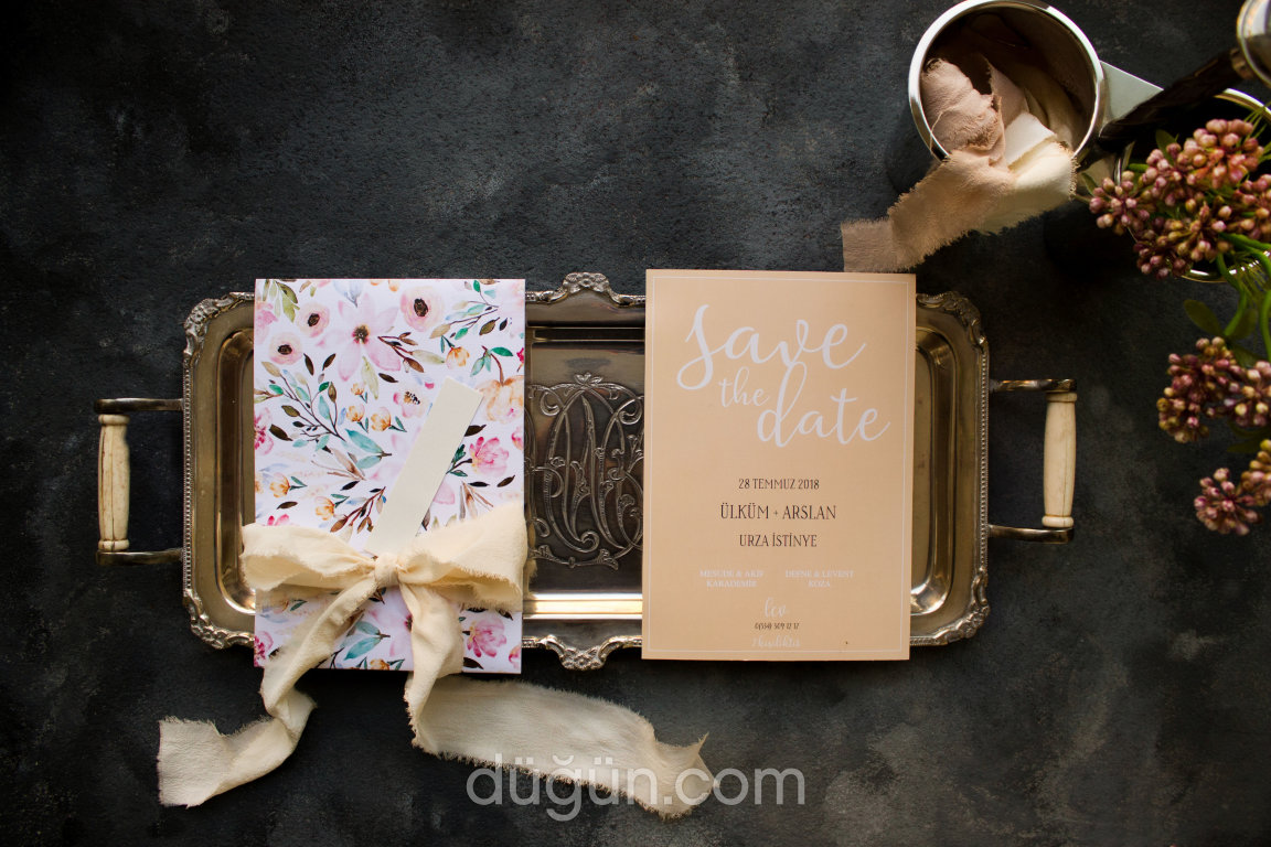 Paper and Candy Atelier