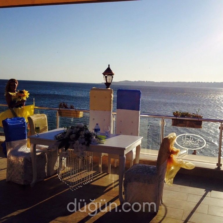 Tula Cafe Restaurant