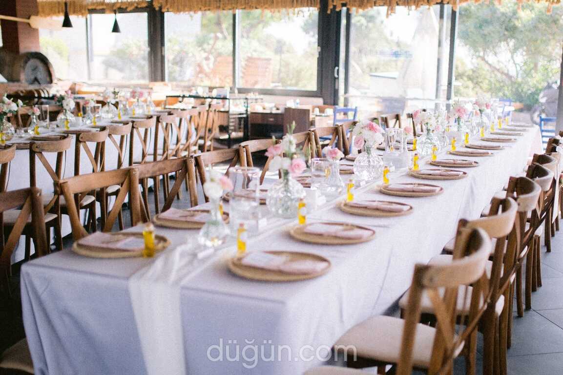 Maya Bistro Hotel Beach