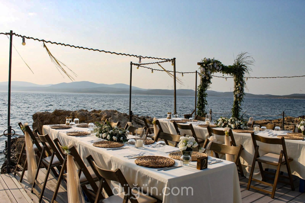 Maya Bistro Hotel Beach