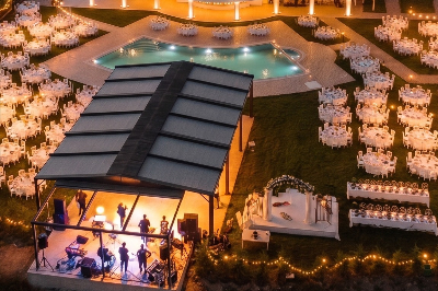 Mubu White Palace
