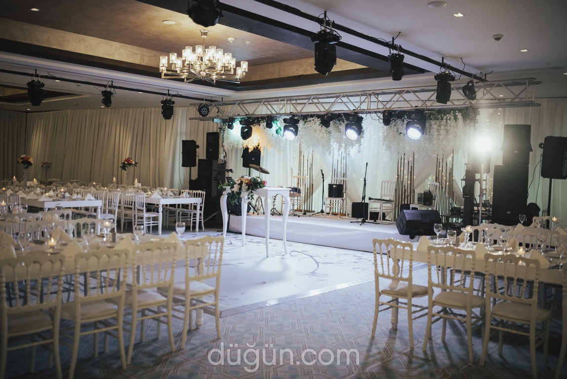 Tryp By Wyndham İstanbul Basın Ekspres