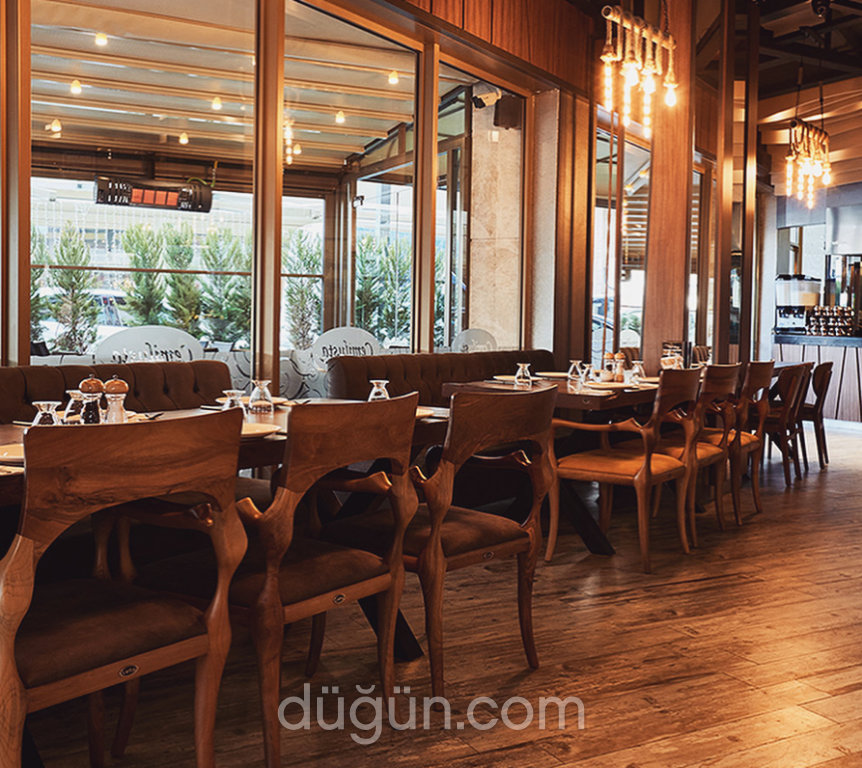 Cemil Usta Akçaabat Köftecisi