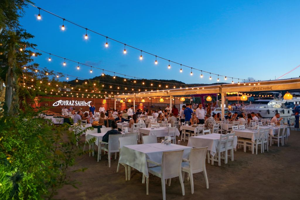 Poyraz Sahil Restaurant