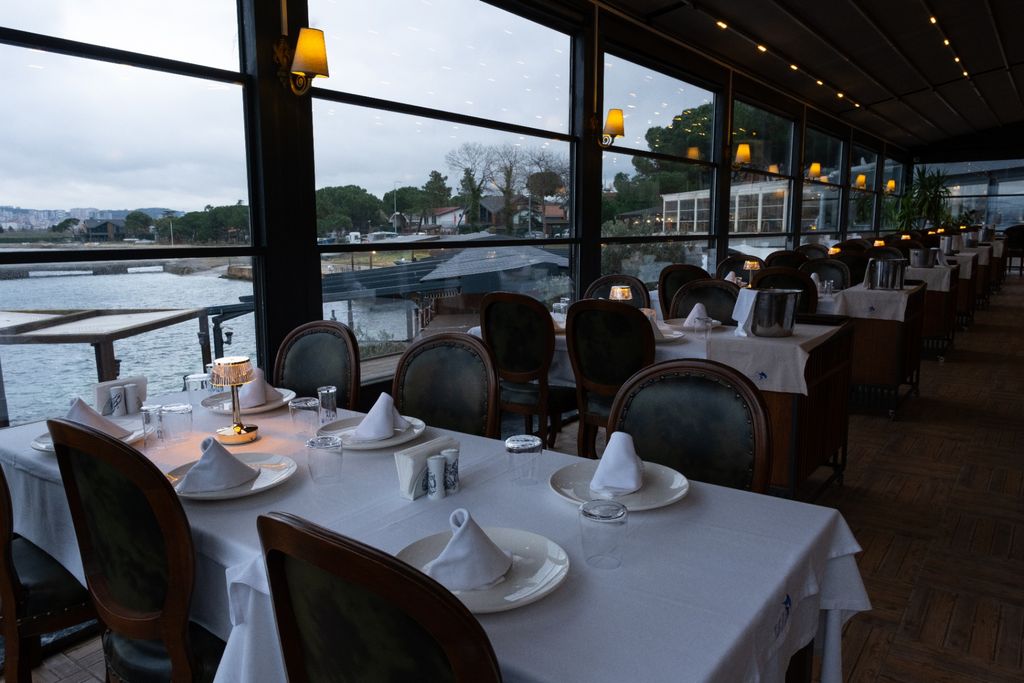 Dodomarin Restaurant