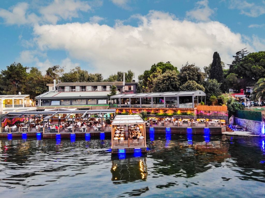 Dodomarin Restaurant