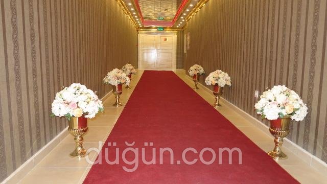 Kavacık Beyaz Saray Davet Balo Salonları