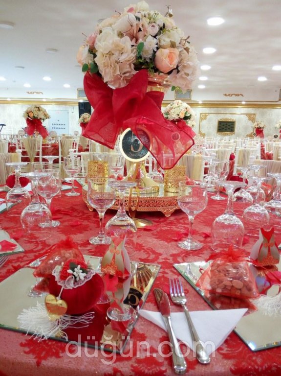 Kavacık Beyaz Saray Davet Balo Salonları