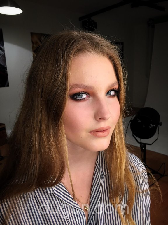 Make up Artist Aslı Bilge