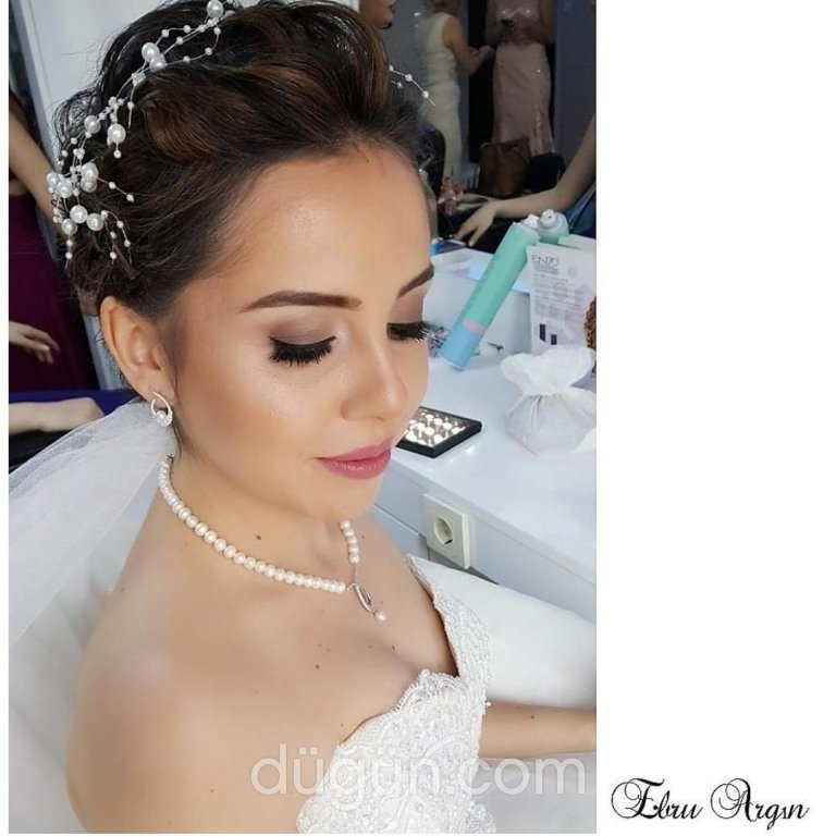 Make Up Ebru Argın
