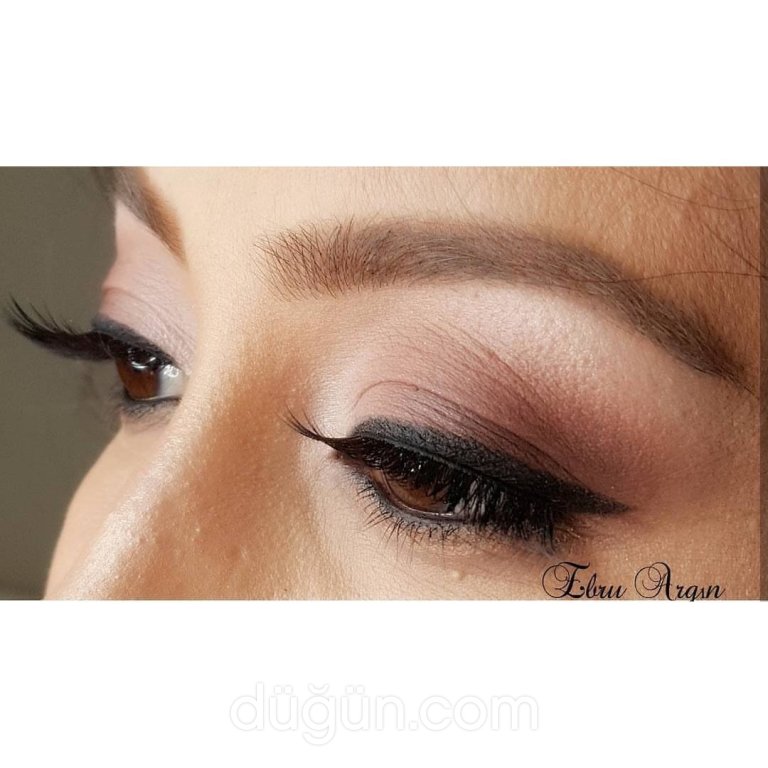 Make Up Ebru Argın