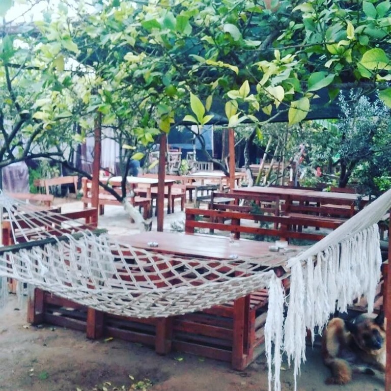 Limonaltı Kır Bahçesi