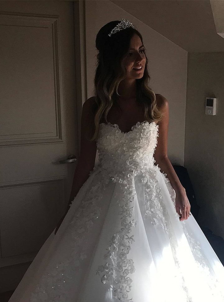 GAA 28 Prenses Kesim Straplez Göğüs Dekolteli Gelinlik