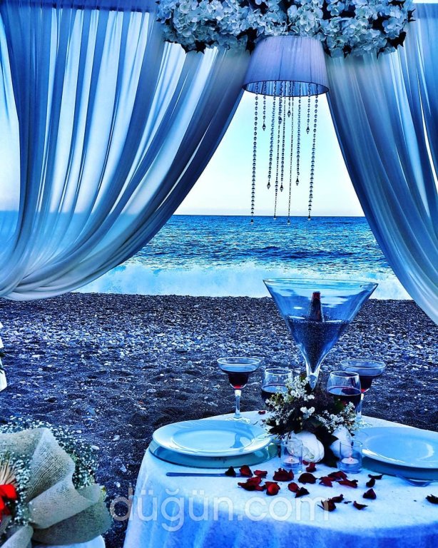 Fahriye Tandoğan Wedding & Event Design