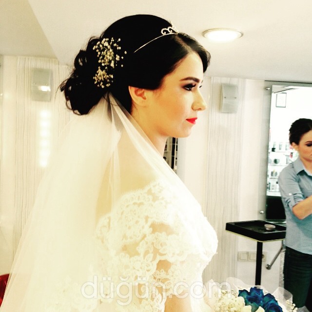 Veli Güçlütürk Kuaför